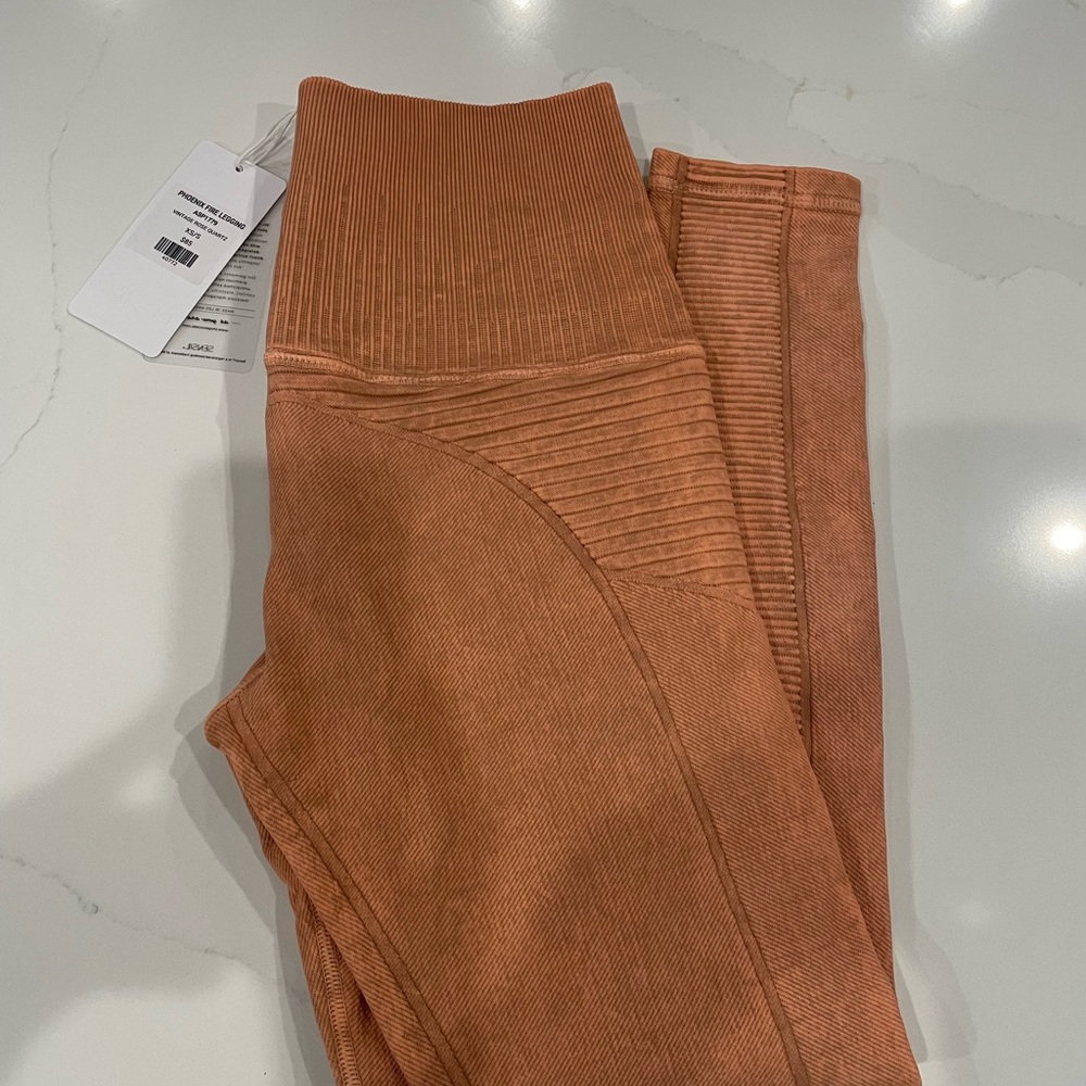 Avocado Phenix Vintage Rose Quartz Leggings
